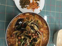 -红鼻子桂林米粉(金唐新光界店)