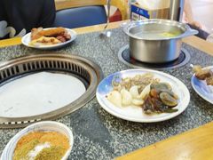 -锤头鲨毛肚海鲜烤肉自助餐厅(国购广场店)
