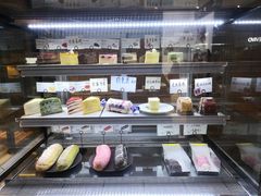 面包甜点陈列柜-野上麦田(中贸广场店)