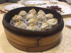 蟹粉小笼包-绿波廊(豫园店)