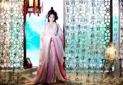 点击看大图 -九月鹰飞汉服摄影工作室