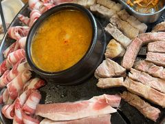 -江南猪肉商会无限续吃(弘大店)