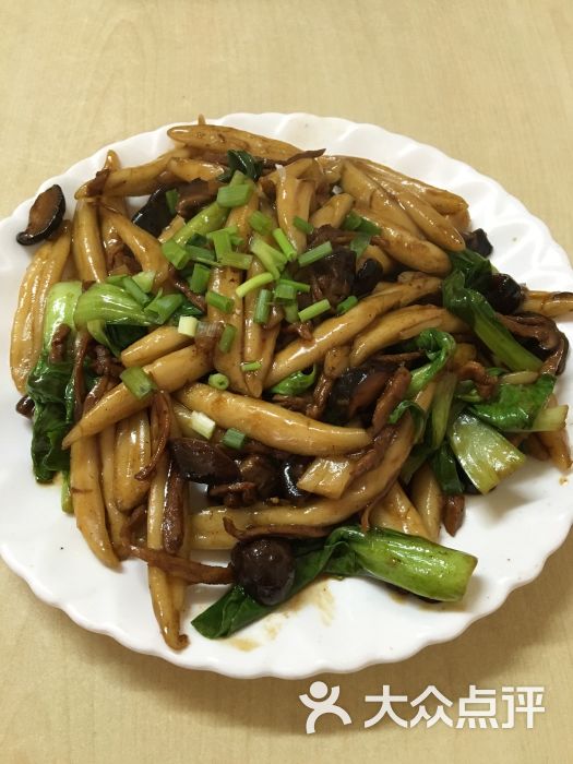 香菇肉丝炒面疙瘩