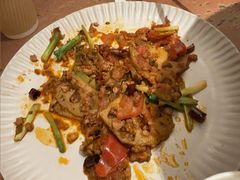 腌菜脆炒酸辣莲藕片-浩海火燒雲傣家菜(芮欧百货店)