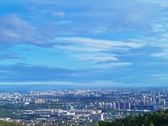 -鬼笑石后山停车场