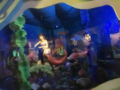 -金石蜡像馆