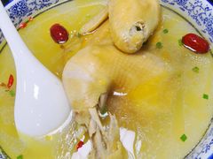 -七的湖·晚芳亭·阳澄湖农家菜·大闸蟹(莲花岛店)
