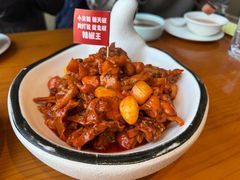 辣得跳-莲餐厅·湖北菜·潜江小龙虾店(愚园路店)