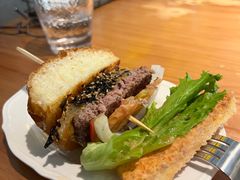 -三勾JJJ Burger&Coffee(梅溪湖店)