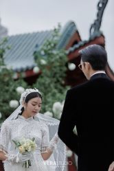 -至臻微拉婚纱摄影