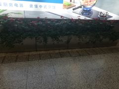 -虹桥火车站-停车场