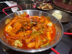 芝士炒年糕-西塔老太太泥炉烤肉(龙湖北苑天街店)