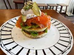 三文鱼水波蛋松饼-AFS Cafe & Canteen(闽江二路店)