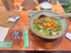 -百春原湖南牛肉粉(百联世纪店)