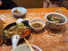 -怪噜范·老贵阳街头名小吃(鸿通城店)