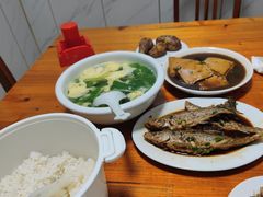 -山里人家土菜馆(茅山店)
