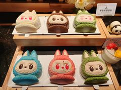-雍容荟帝王蟹活龙虾展台自助(IFS黑金店)