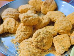 -BHC炸鸡(明洞总店)