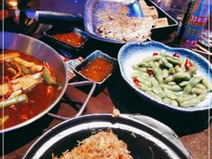 -钳真多钓虾馆·小龙虾海鲜烧烤(九六广场店)