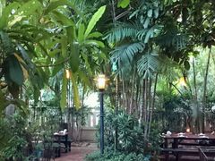 -月满港海鲜酒家