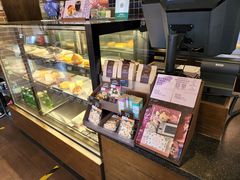 -星巴克(西安曲江银泰店)