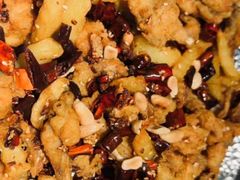 -小鱼小牛·鱼牛干锅·脆鱼火锅(世欧广场店)