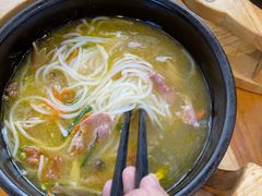 -桥香园过桥米线(国贸店)