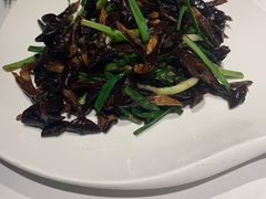葱爆鸡枞菌-民国红公馆·秦淮八艳(夫子庙店)