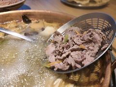 -洱火云南酸菜牛肉火锅(石景山当代商城店)