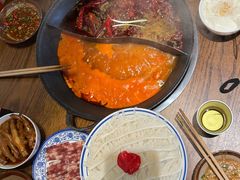 -萍姐火锅·公路夜市(武汉首店)