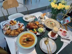 -露露家咖啡店