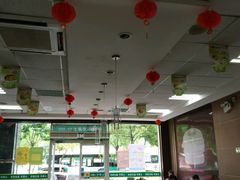 -华莱士·炸鸡汉堡(火车站店)