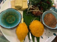 炸物拼盘-浩海火烧云傣家菜(京广店)
