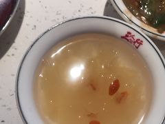 -三人行骨头王火锅(长寿店)