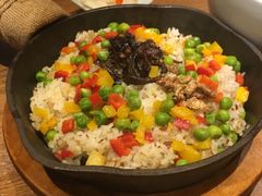 -云海肴·汽锅鸡·云南菜(天山百盛优客店)