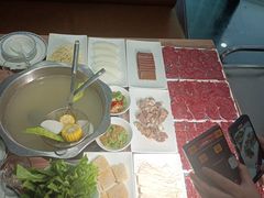-潮汕牛肉火锅