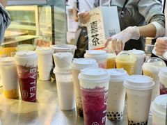 -喜茶(东莞雍华庭店)