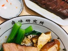-狮头牌卤味研究所·卤味饭(花城汇南区店)