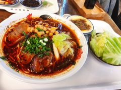招牌卤肉担担面-十一街幺鸡成都担担面(悠方店)