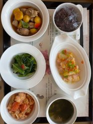 -金鹰国际月子中心(新街口店)