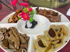 -谊荣海鲜大牌档(石湖店)
