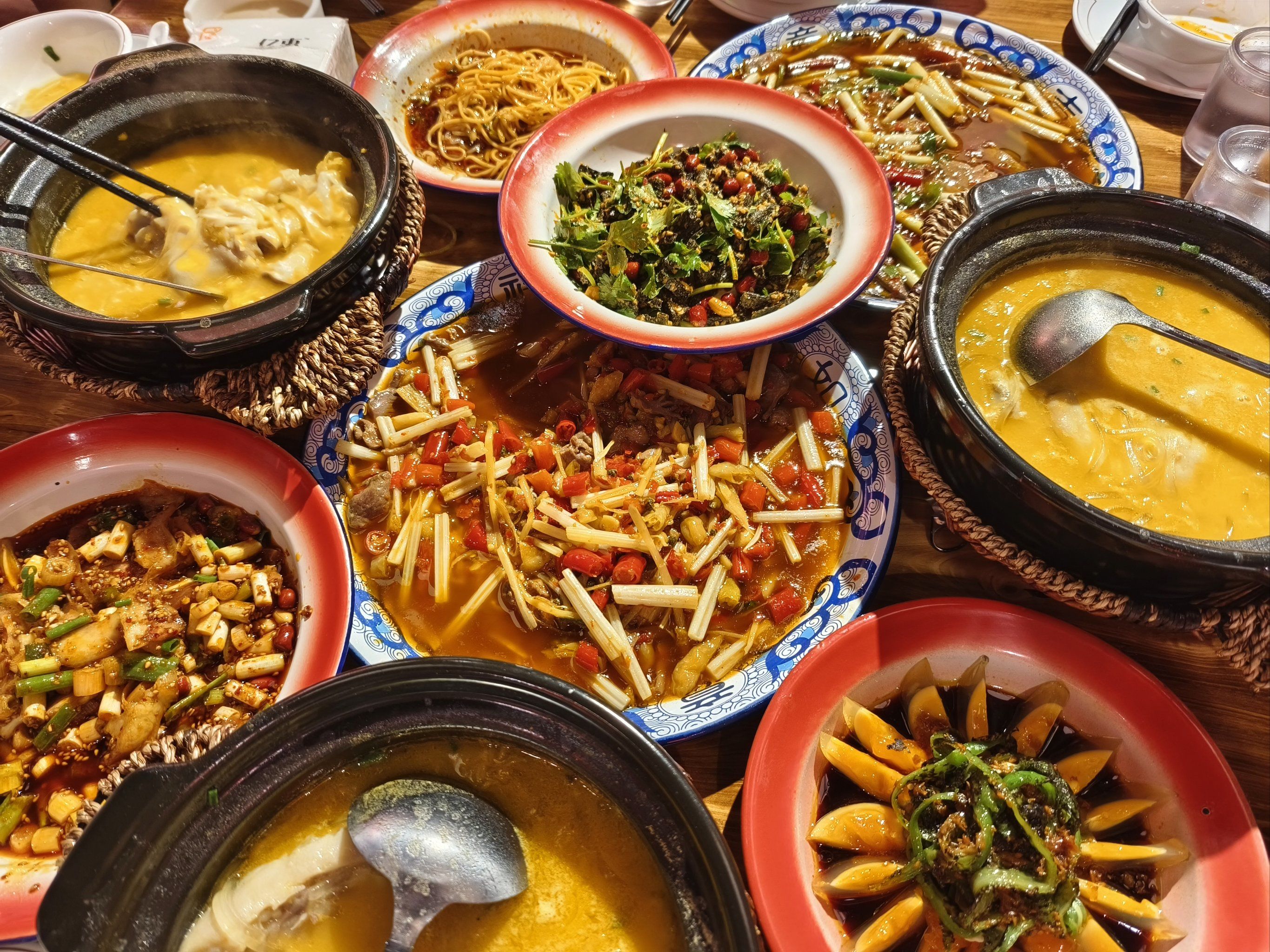 爱川菜的朋友聚餐记