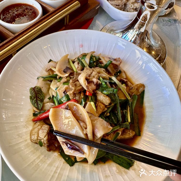 感谢青岛朋友推荐!15年老店诚不欺我🍺