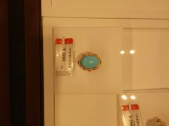 -华夏典当行(龙德广场店)