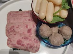 -红鼎豆捞·非遗鲍皇汤火锅(宝丰路店)