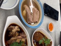 -黄亚细肉骨茶(仰光路店)