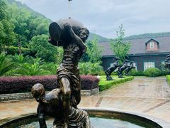 -梦娜斯庄园