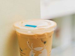 生椰拿铁-瑞幸咖啡(勤诚达大厦店)