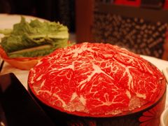 -鲜入围煮花胶鸡海鲜火锅