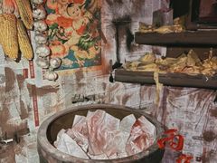 -荒岛实景沉浸密室(江汉路1店)
